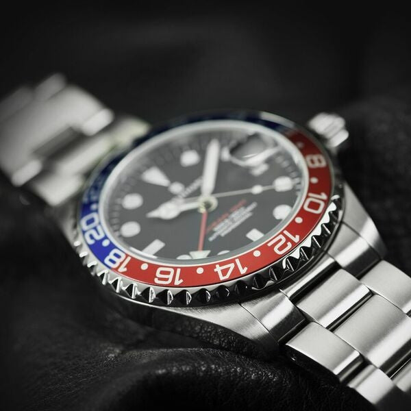 Steinhart ocean one hot sale gmt 39